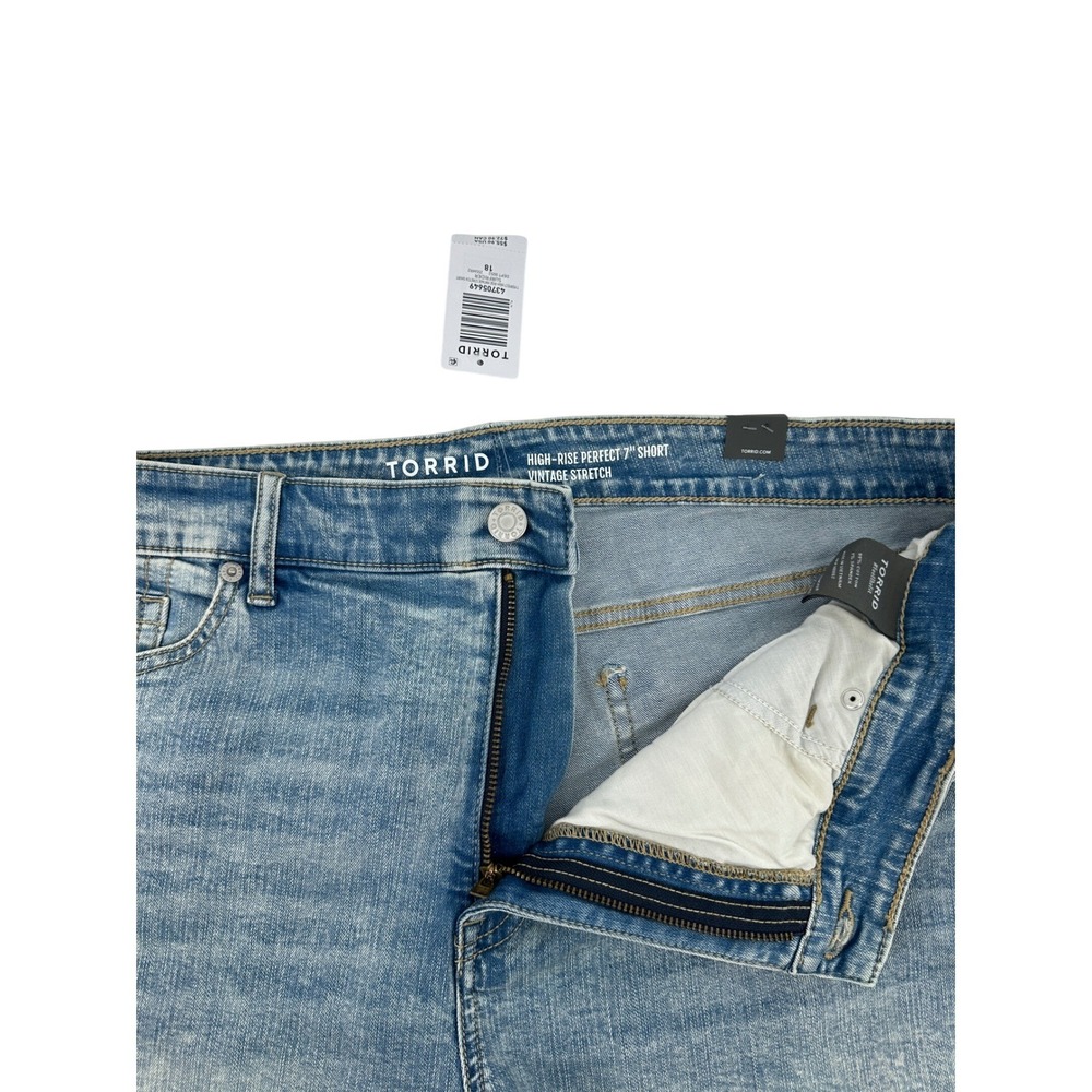 Torrid Denim Shorts Womens 18 Blue High-Rise Perfect 7" Vintage Stretch NWT - Picture 4 of 10